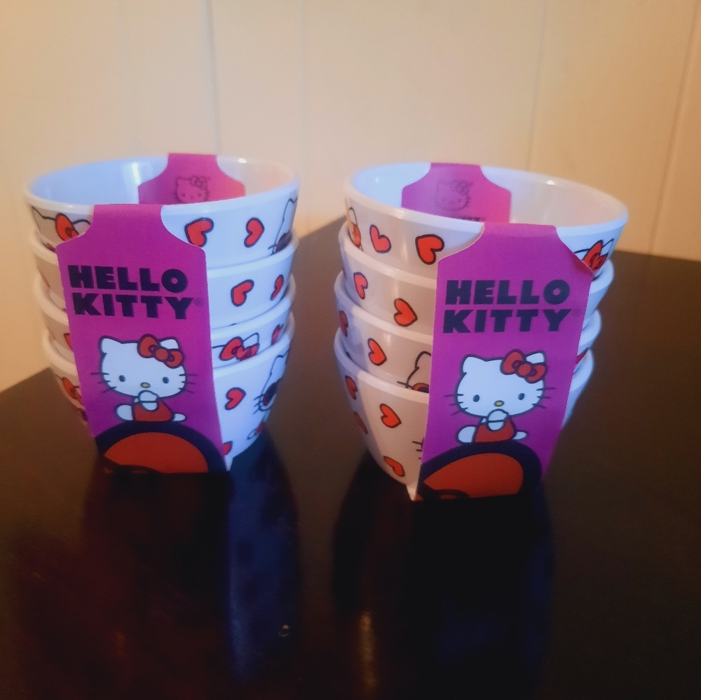 Hello Kitty Mini-Bowls (2 Sets of 4 bowls)